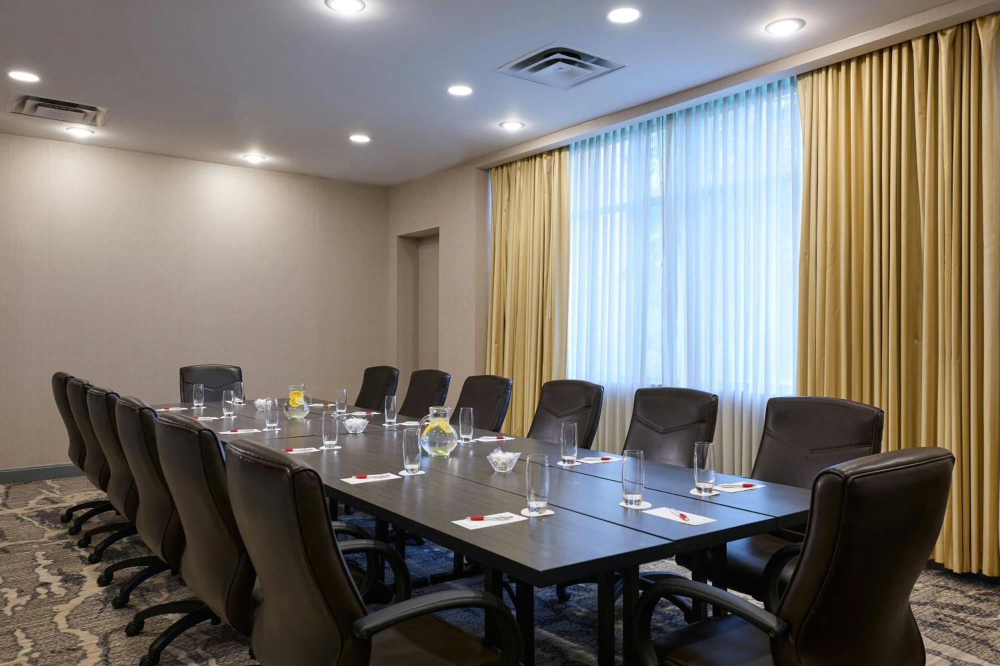 Marriott Cincinnati North Уэст-Честер Экстерьер фото